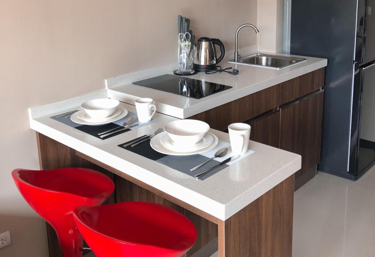 Квартира Вид На Бассейн Nbc S402 By Ibg Property Nai Harn Kültér fotó