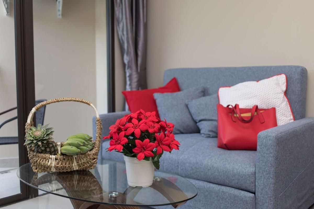 Квартира Вид На Бассейн Nbc S402 By Ibg Property Nai Harn Kültér fotó